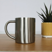 Visuel d'ambiance du mug inox mini