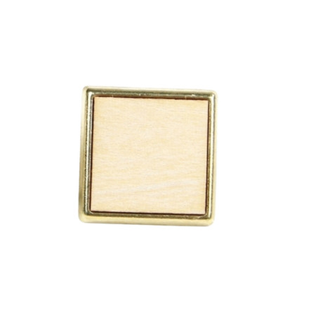 Pin's carré bois or - 18mm