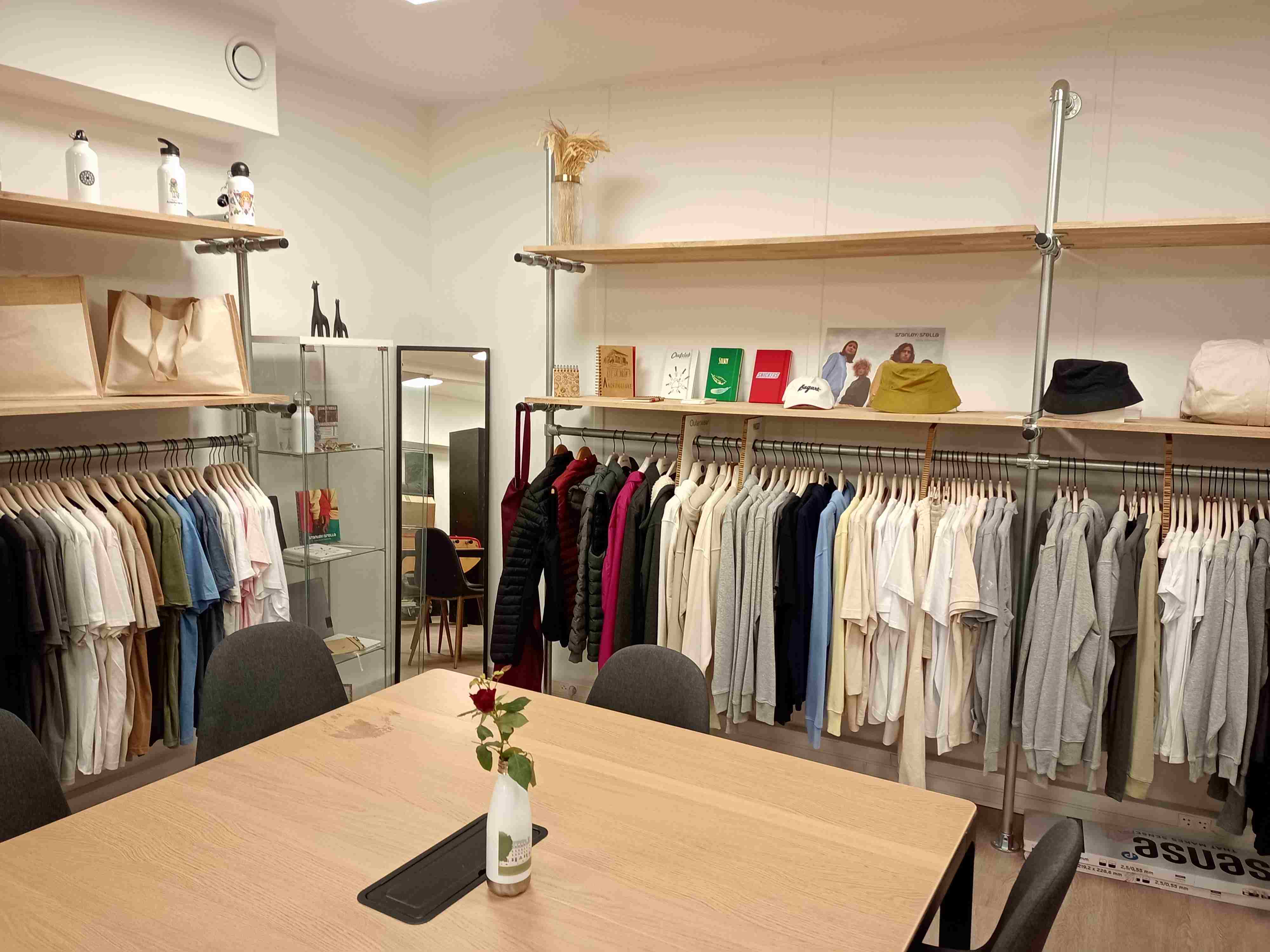 Showroom textile objet personnalisé France